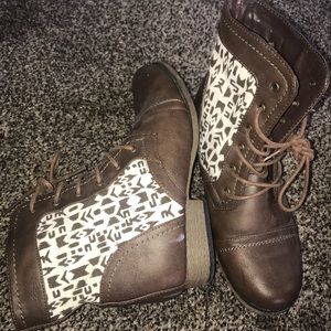 Brown Combat Boot With White Pattern